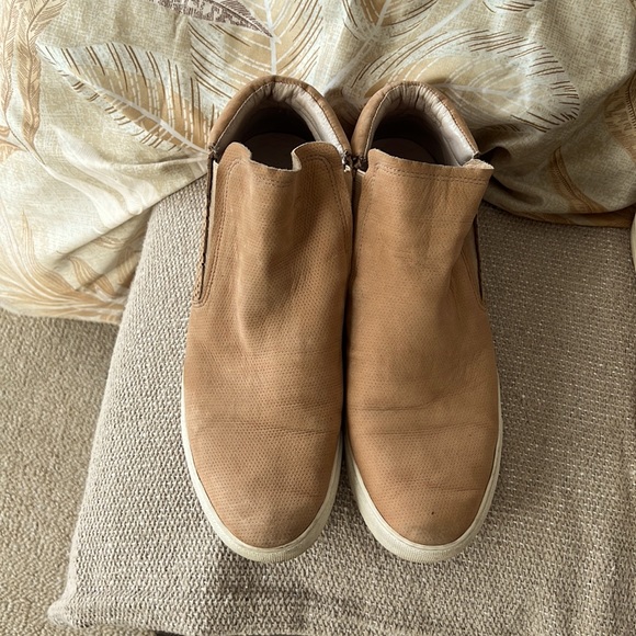 Kenneth Cole slip-on high-tops - Picture 2 of 5